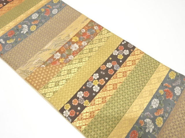 横段に芒・楓・花模様織り出し袋帯